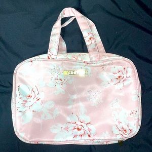 Yumi Kim Brand New Cosmetic Travel Bag, Pink Floral Design